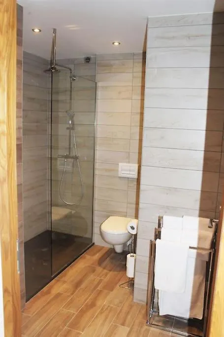 Holiday home Gite 5 Chambres Piscine Vue Montagne Ordonnaz